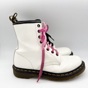 Dr. Martens 1460 women’s white patent‎ leather lace-up boots Docs Size 7 EU 38